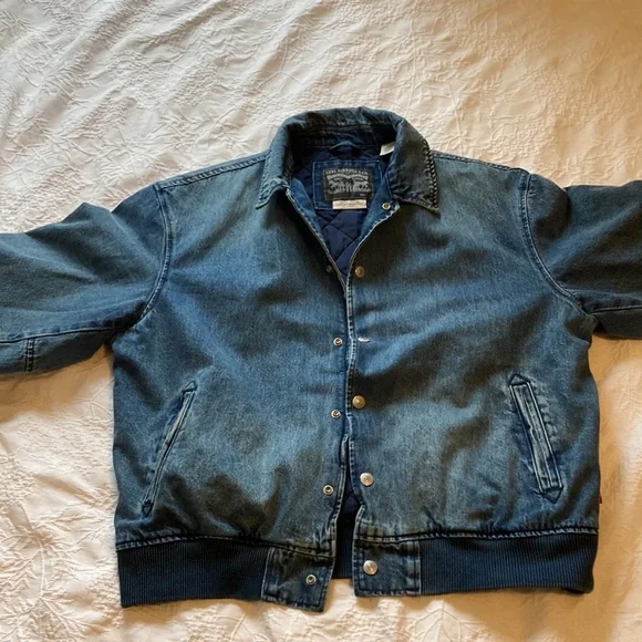 NWT Quilted Levi’s Jacket - Picture 9 of 12